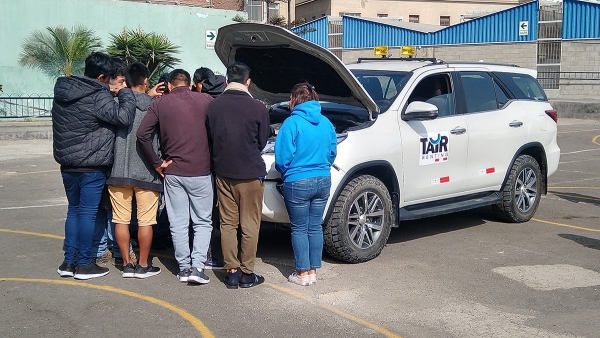 Orientación vocacional &quot;Mecánicos del mañana 2022&quot; Casas Don Bosco - Tair Renting